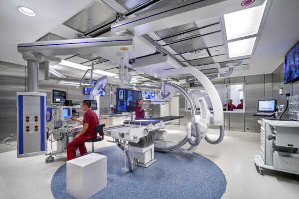 Future-Proofing Healthcare Infrastructure Part I: Balancing Decarbonization, Resilience and Cost in an Uncertain Era New York Presbyterian DHK Center