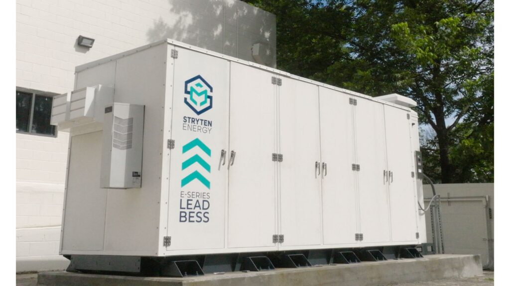 When paired with solar or combined heat and power, a BESS enables microgrid capability, allowing hospitals to maintain critical operations even during extended grid outages.