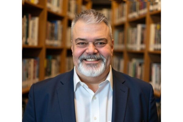 VITALSpace recently welcomed Eric Waller as Director and Service Line Leader for CareAffirm, a modular healthcare facilities solution. Waller brings more than 28 years of leadership experience in healthcare facilities management, construction and regulatory compliance. He has a proven record of overseeing large hospital portfolios, optimizing infrastructure performance, and advancing safety and operational excellence across complex healthcare environments.