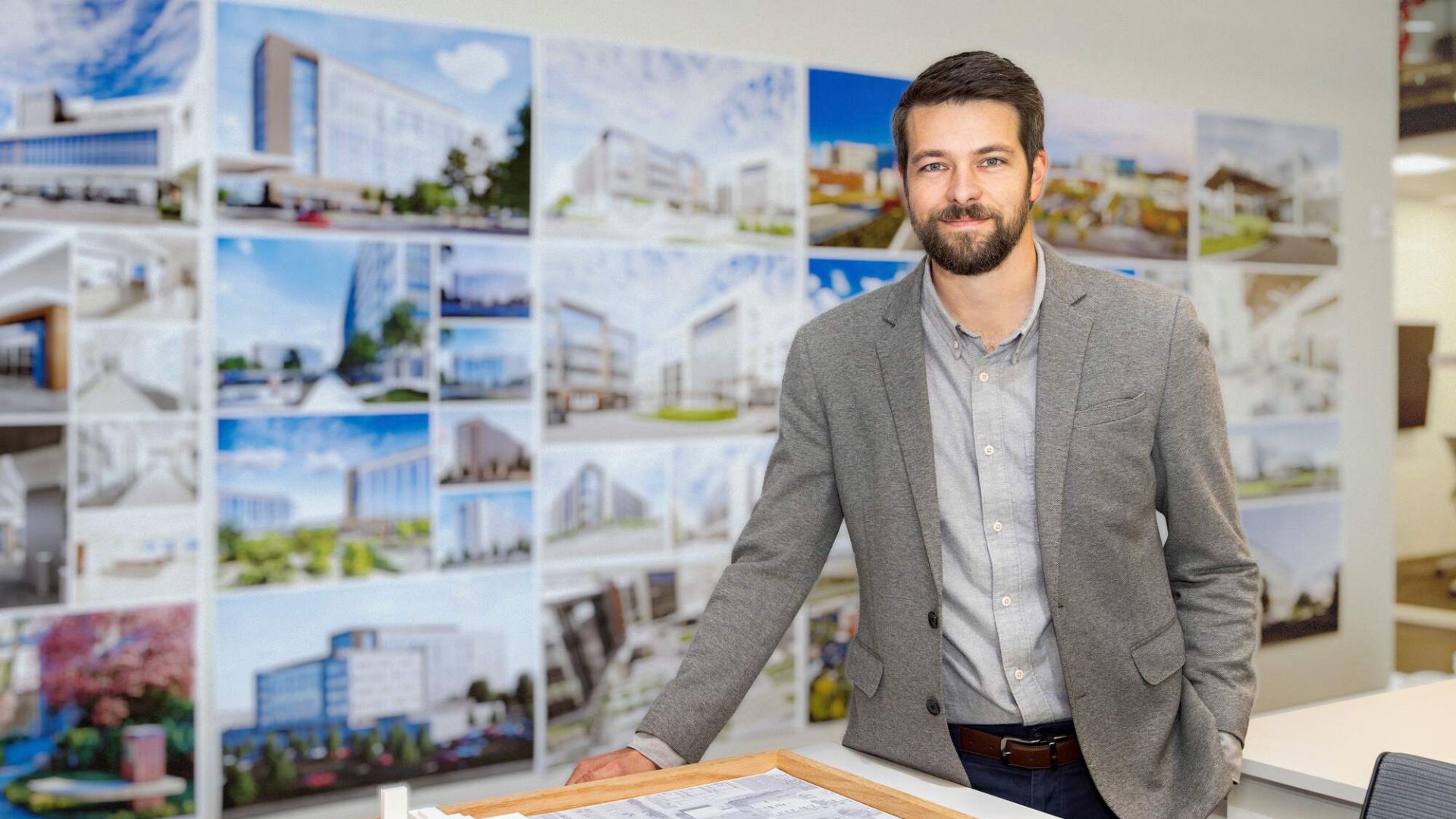 Architecture, engineering and consultancy services firm Gresham Smith announced that Chris Hoal, AIA, Healthcare Market Design Leader, has been named Director of Architectural Design.