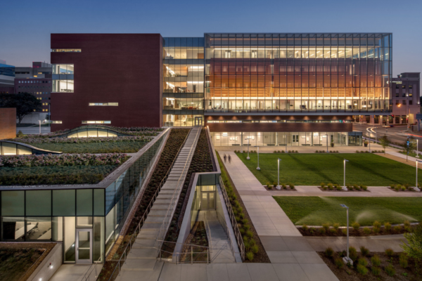 The University of Kansas Medical Center Health Education Building expands on this idea by combining performance with visibility and connectivity.