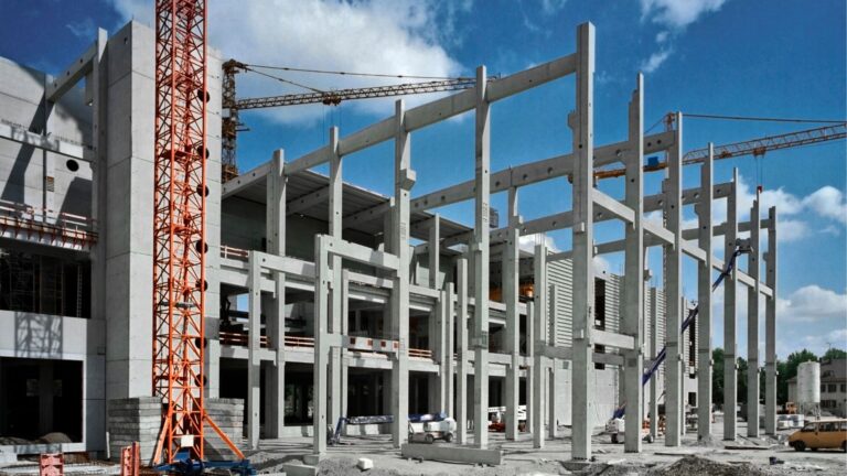 Healthcare Construction Growth: Managing Costs Amid Uncertainty 