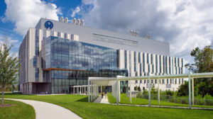 exterior view of new Moffitt Discovery and Innovation Center at Speros
